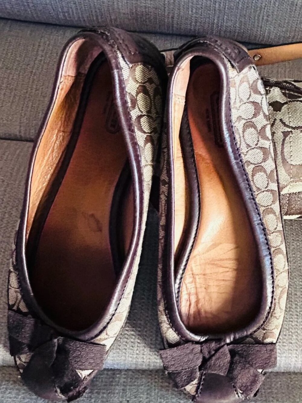 Coach Brown Signature Logo Ballet Flats with Bow Size 7.5